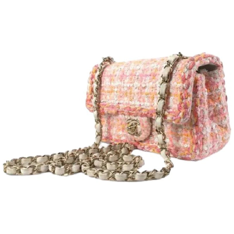 Chanel Classic Flap Tweed Shoulder Bag in Dubai, UAE