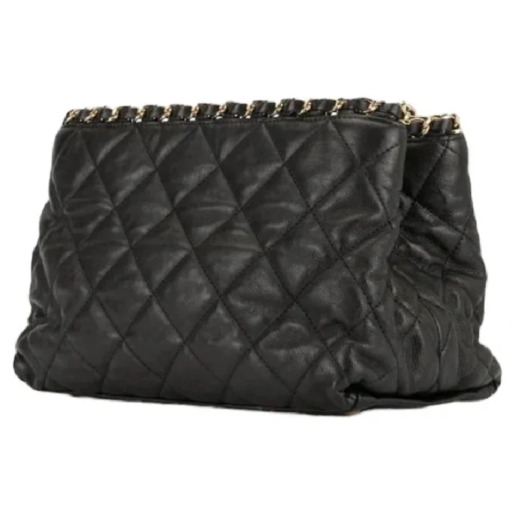 CHANEL small quilted chain shoulder bag UAE DUBAI