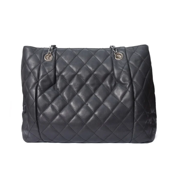 Chanel Quilted CC lamb skin with Chain Tote bag - Image 4